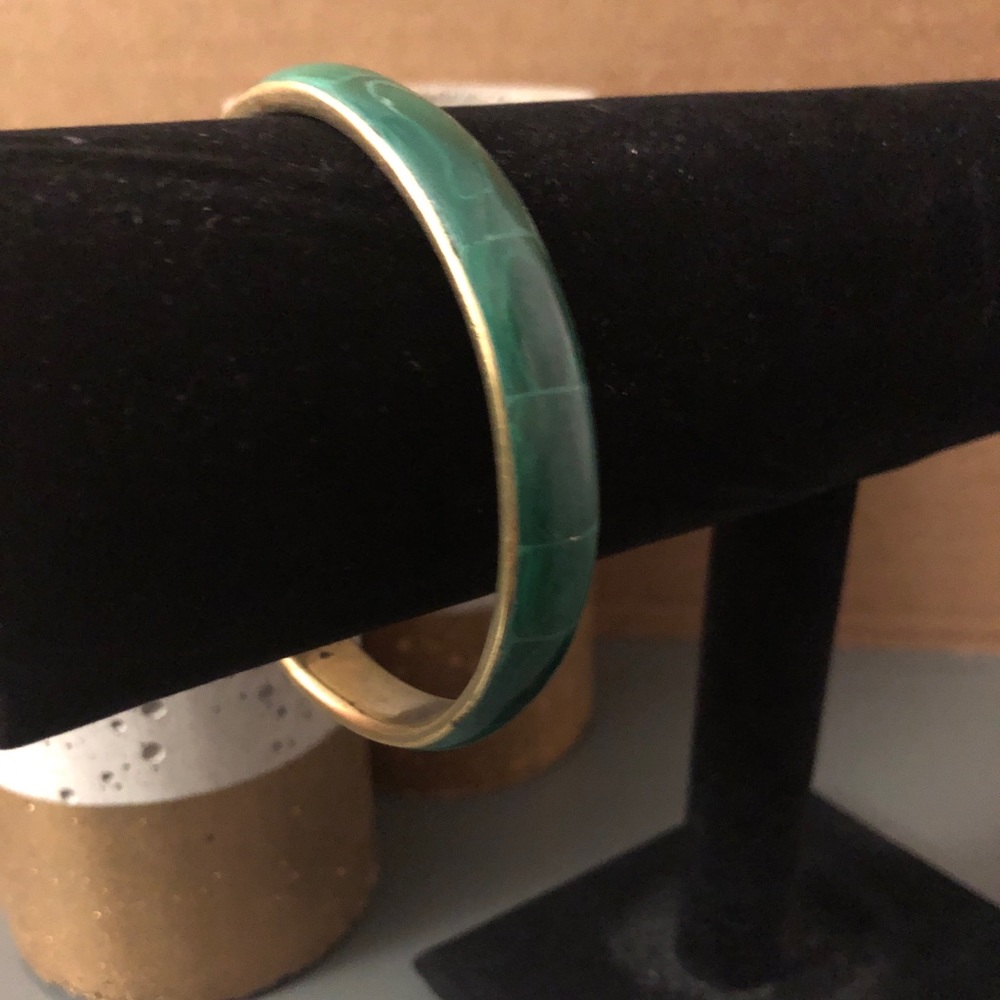 Malachite and gold bangle bracelet